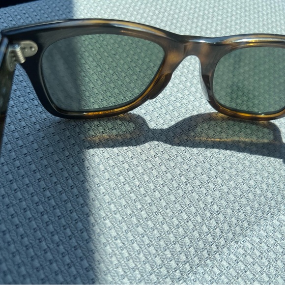 Ray-Ban Tortoise Shell Sunglasses rb 4340 - Picture 4 of 10